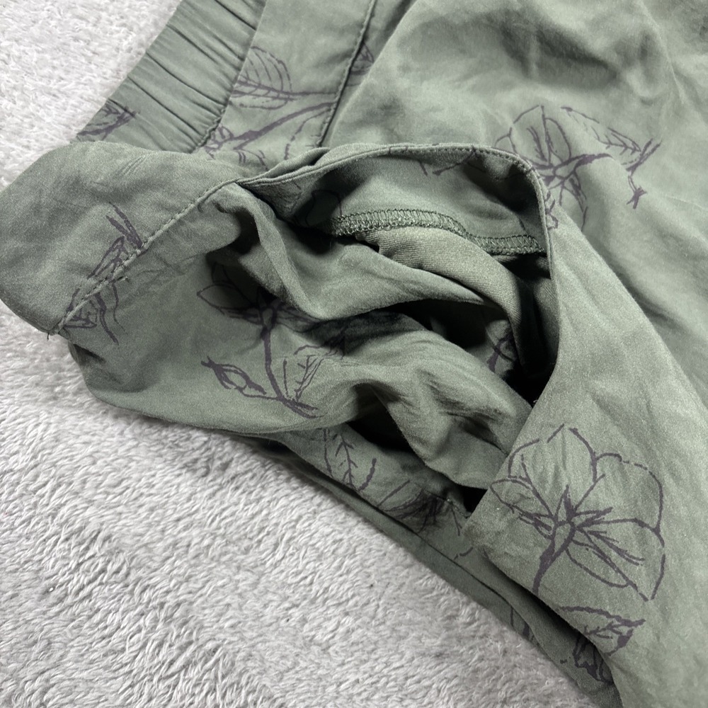 Old Navy Green Floral Pull Up Skirt With Pockets Size Extra Small - Picture 4 of 12